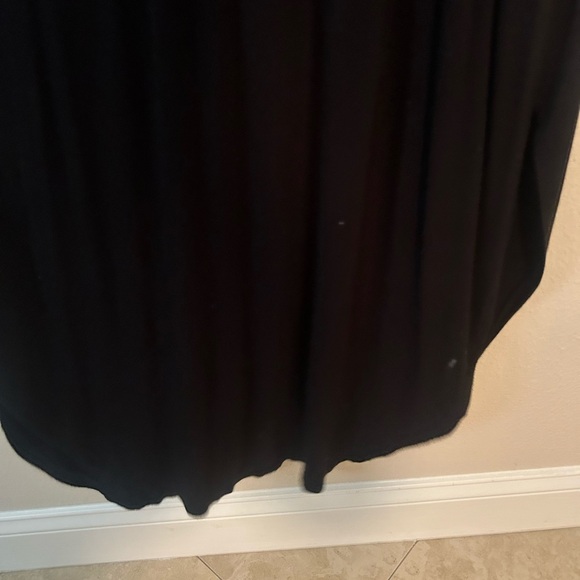 Pink Lily Solid Black Maxi Dress with Pockets - Picture 5 of 5